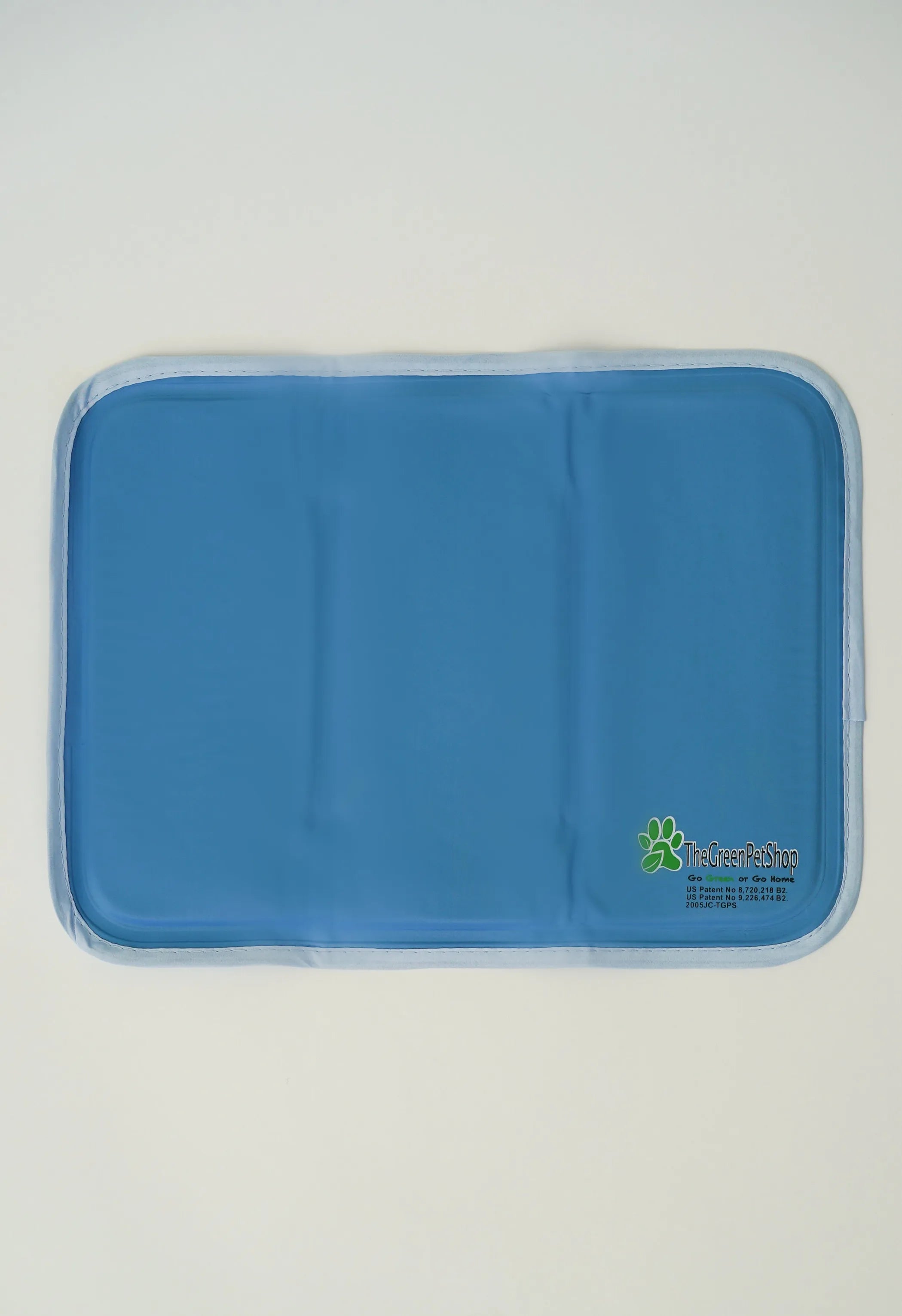 Blue gel pack on a white background with a brand logo.