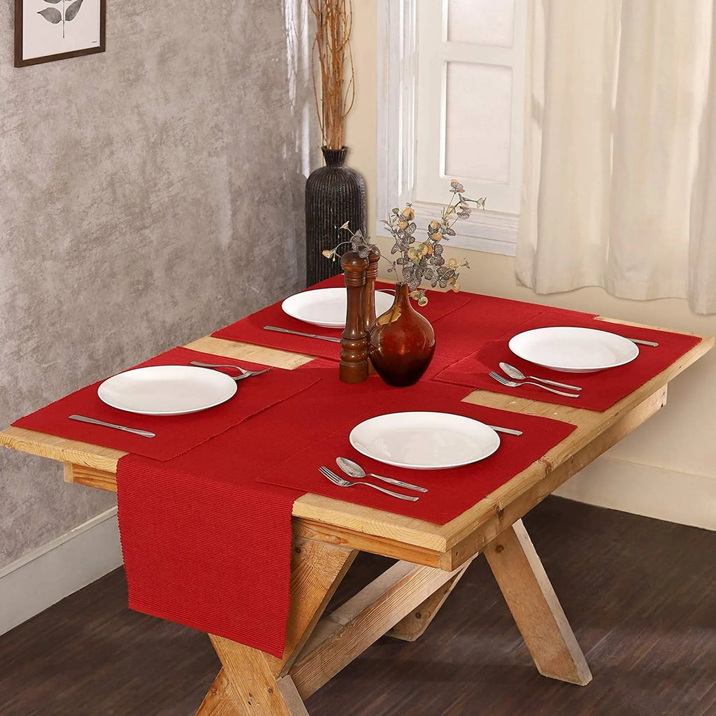 Christmas Table Runner-Ribbed Table